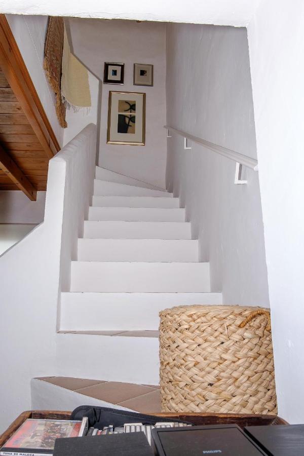 Casita Blanca Villa Нерха Екстериор снимка