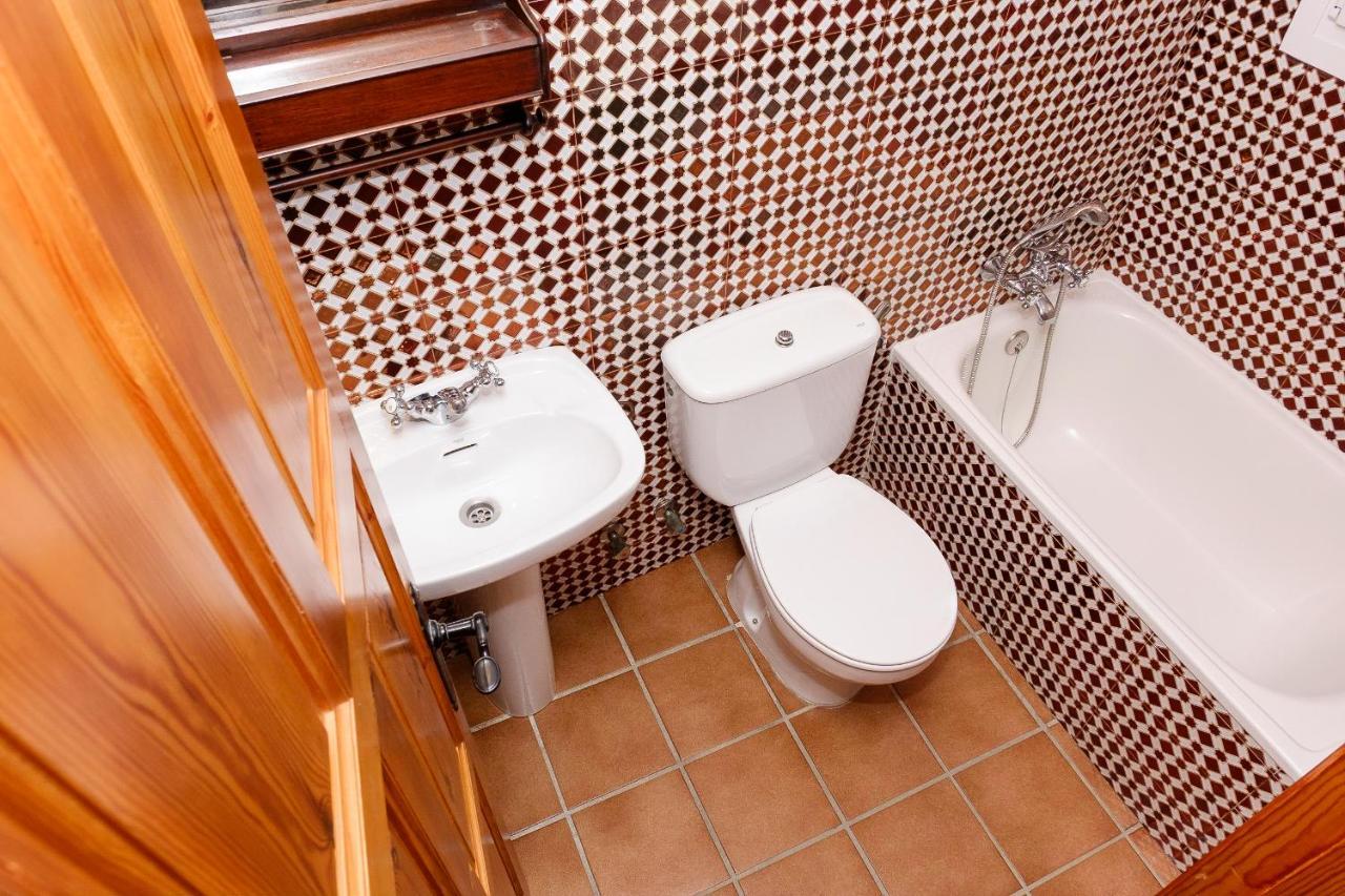 Casita Blanca Villa Нерха Екстериор снимка